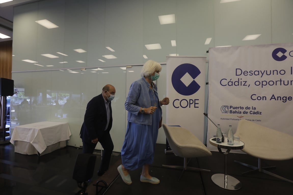 En imágenes: Desayuno informativo &#039;Cádiz, oportunidad y futuro