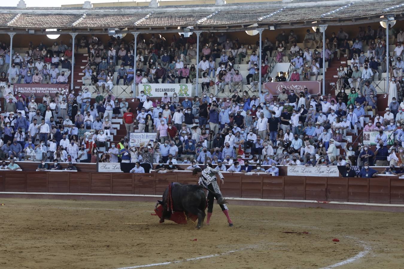 Fotos: El Juli y Aguado triunfan en Sanlúcar