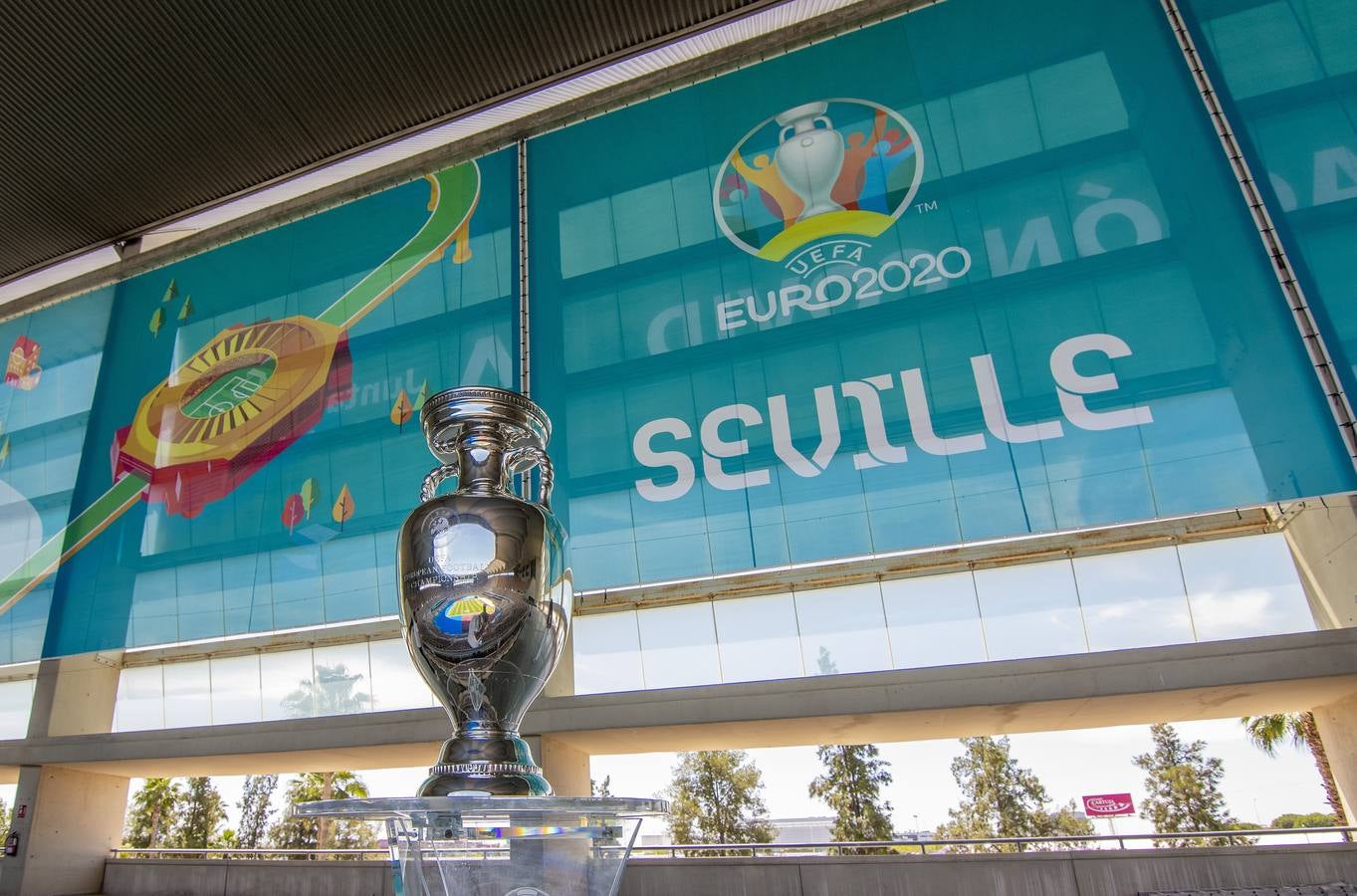 La Eurocopa se pasea por Sevilla