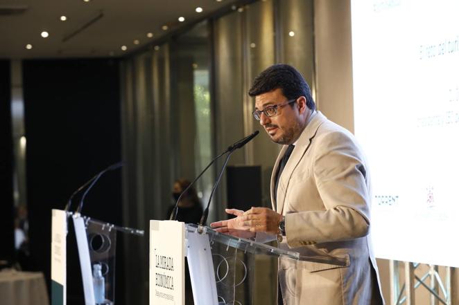 En imágenes, el presidente de Paradores, en la Mirada Económica de ABC Córdoba