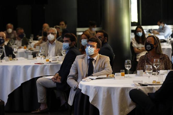 En imágenes, el presidente de Paradores, en la Mirada Económica de ABC Córdoba
