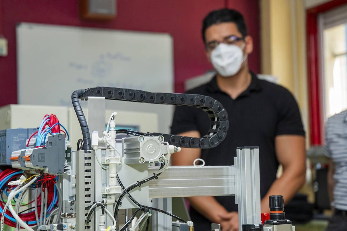 El centro de FP Antonio Brisquet de Camas: formación que compite de tú a tú con la universidad