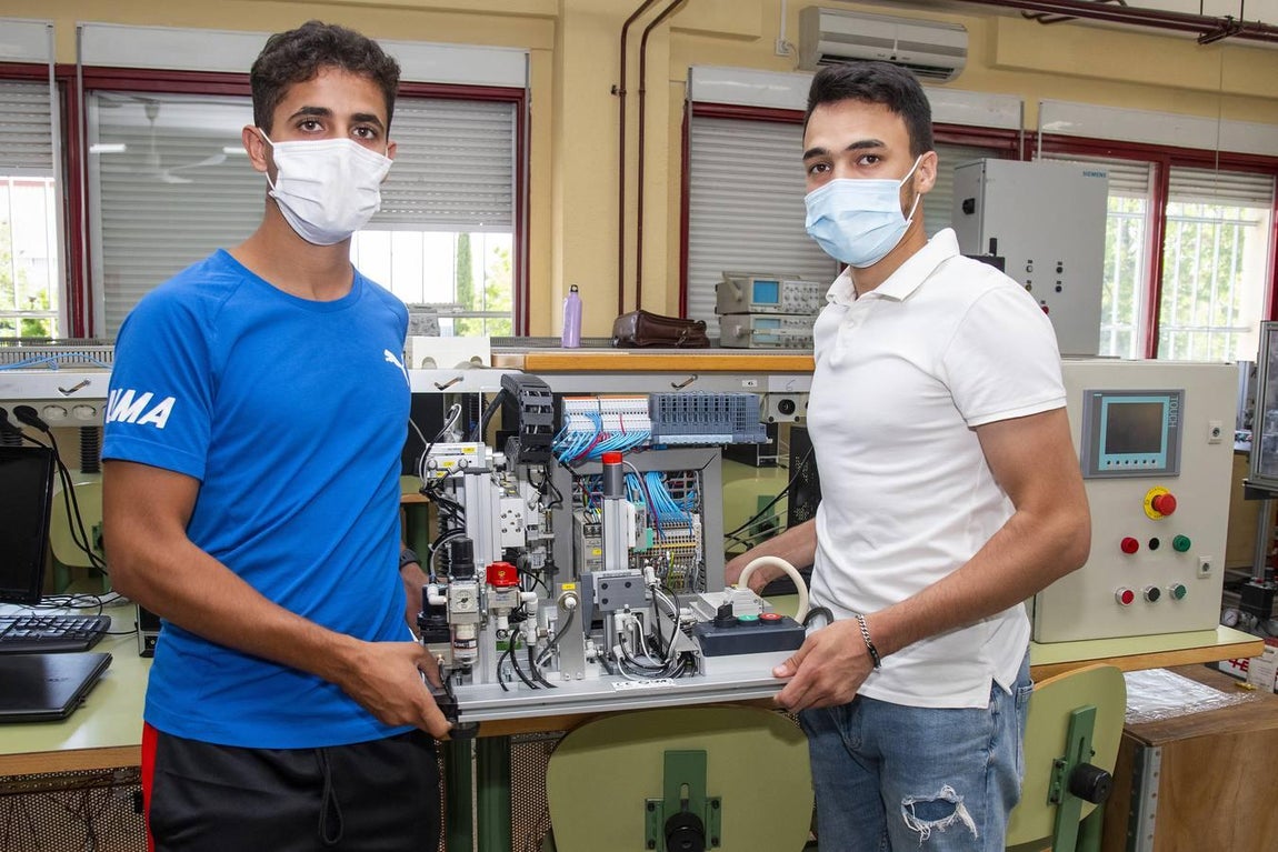 El centro de FP Antonio Brisquet de Camas: formación que compite de tú a tú con la universidad