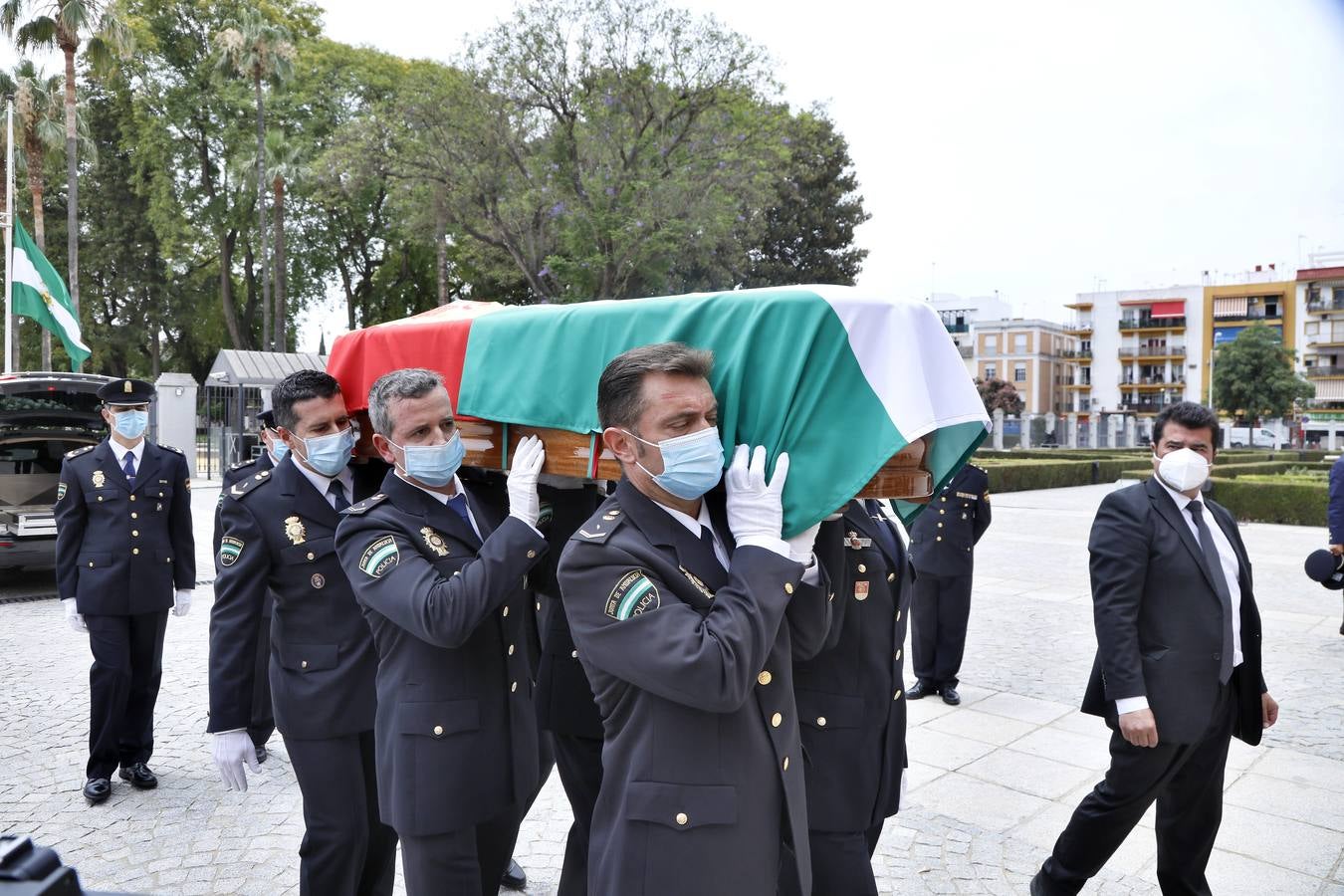 Capilla ardiente de Manuel Clavero en el Parlamento de Andalucía