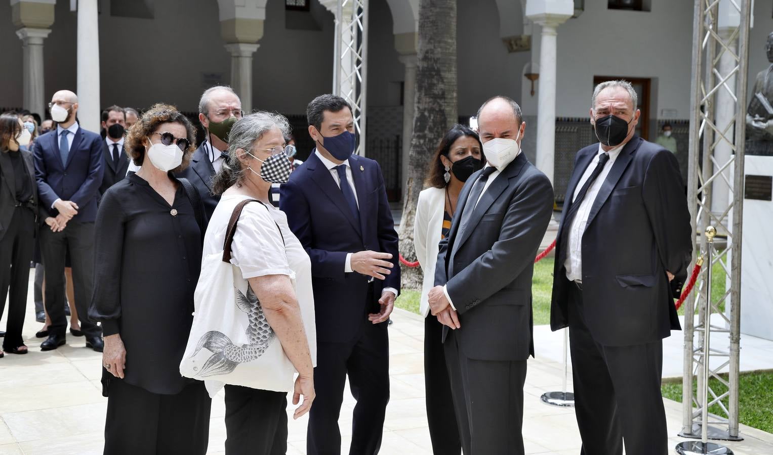 Capilla ardiente de Manuel Clavero en el Parlamento de Andalucía