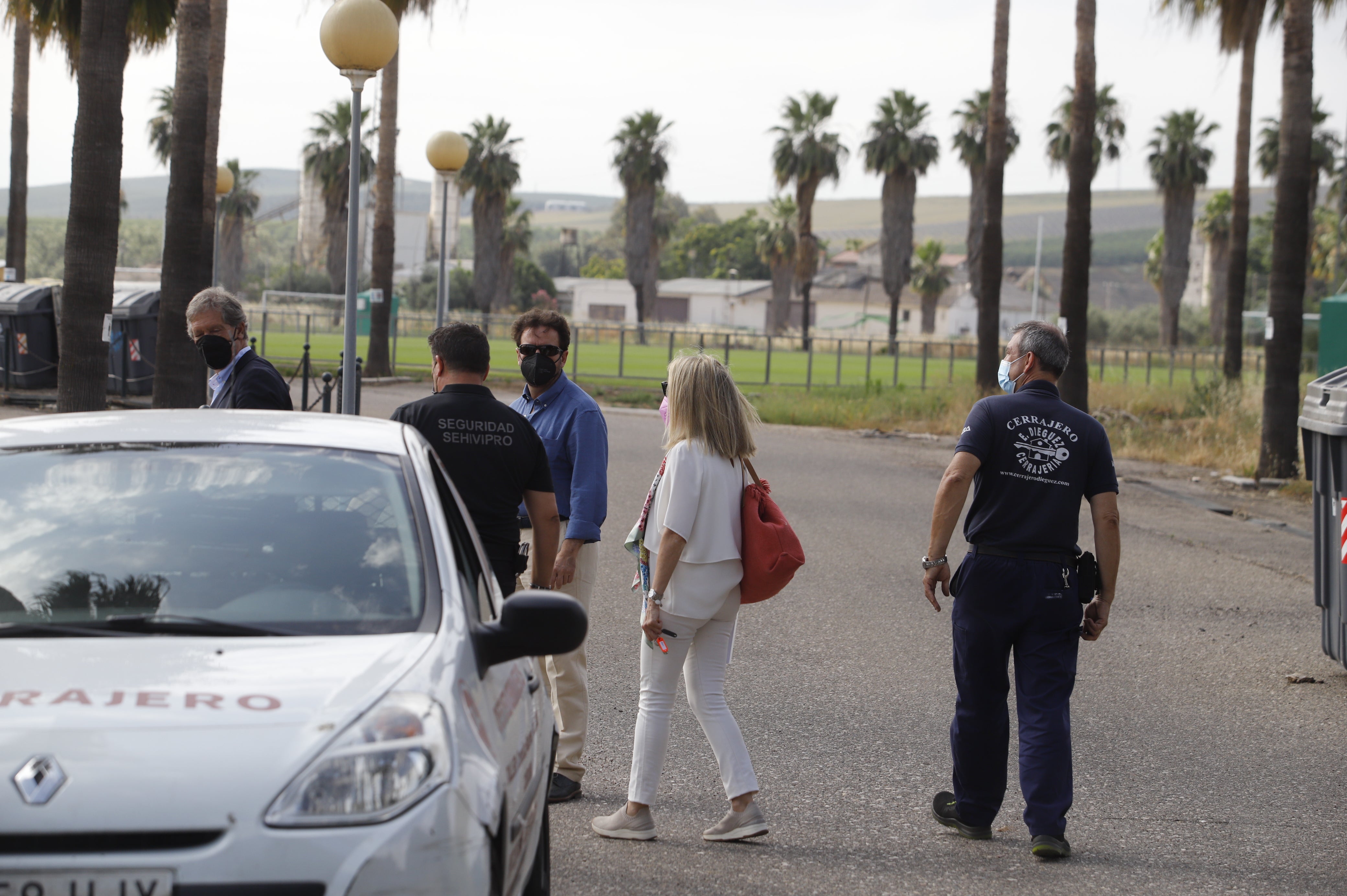 La toma de control de la Ciudad Deportiva por Tremón, en imágenes