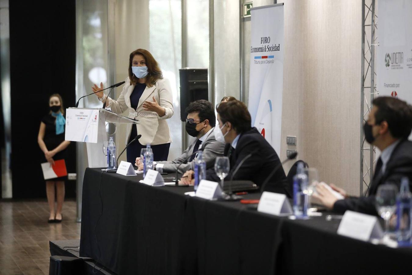 La charla de la consejera de Agricultura en el foro Asfaco de Córdoba, en imágenes