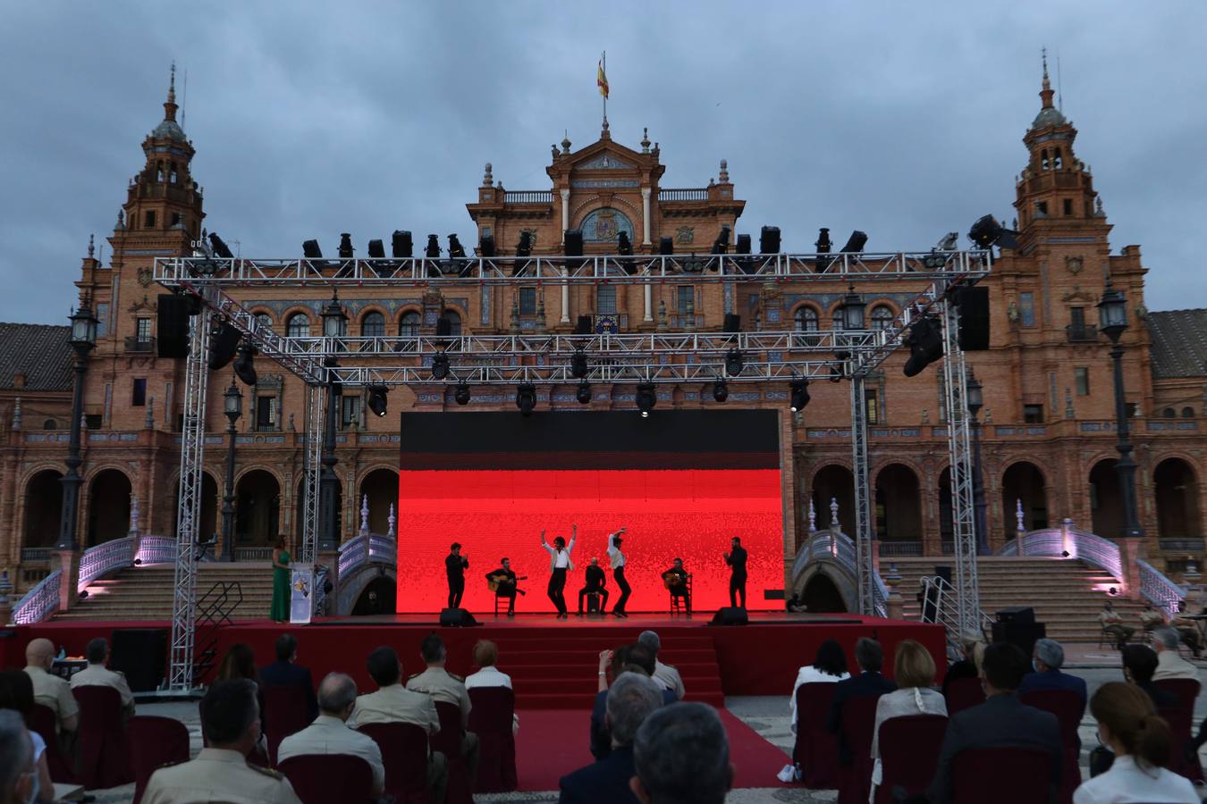 58 edición de los 'Premios Ejército' en la Plaza de España de Sevilla