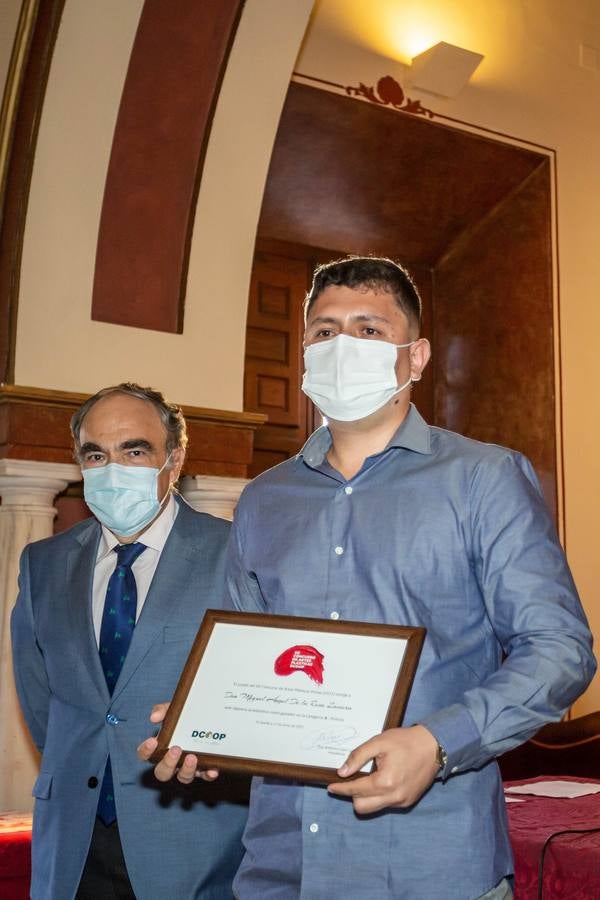 Entrega de los premios en la Real Academia de Bellas Artes de Santa Isabel de Hungría en Sevilla.