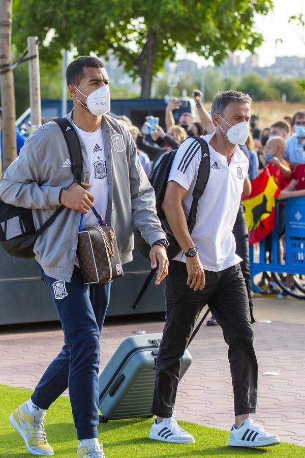 Llegada de la selección española al hotel de concentración en Sevilla