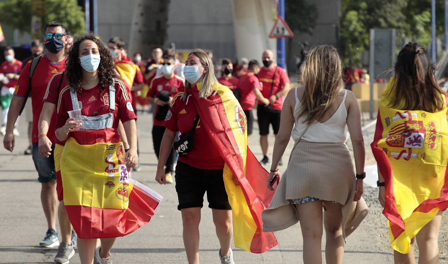 La Eurocopa se vive en las calles de Sevilla