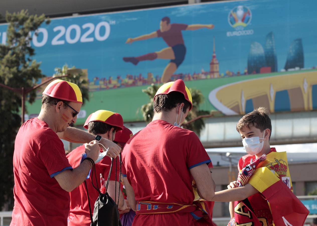 La Eurocopa se vive en las calles de Sevilla