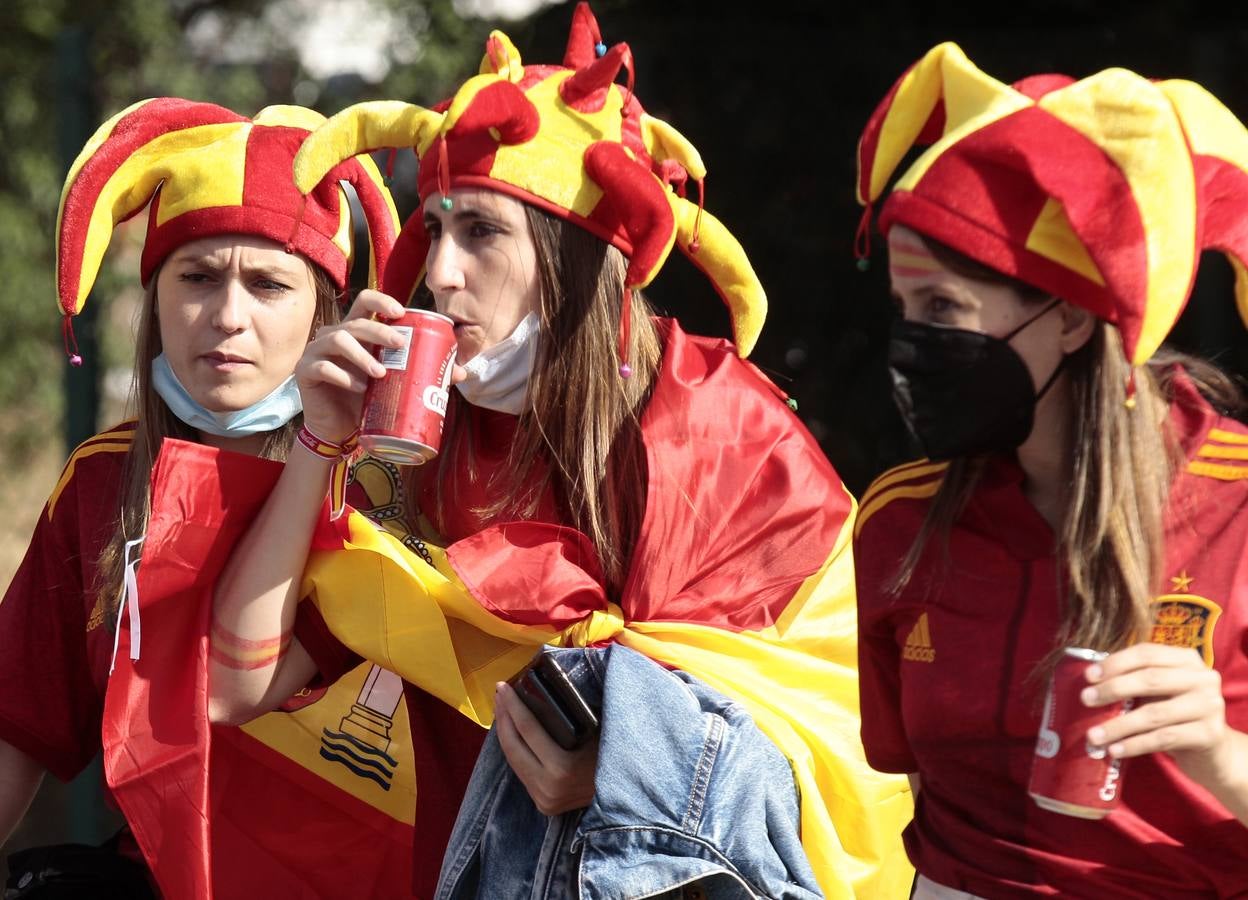 La Eurocopa se vive en las calles de Sevilla