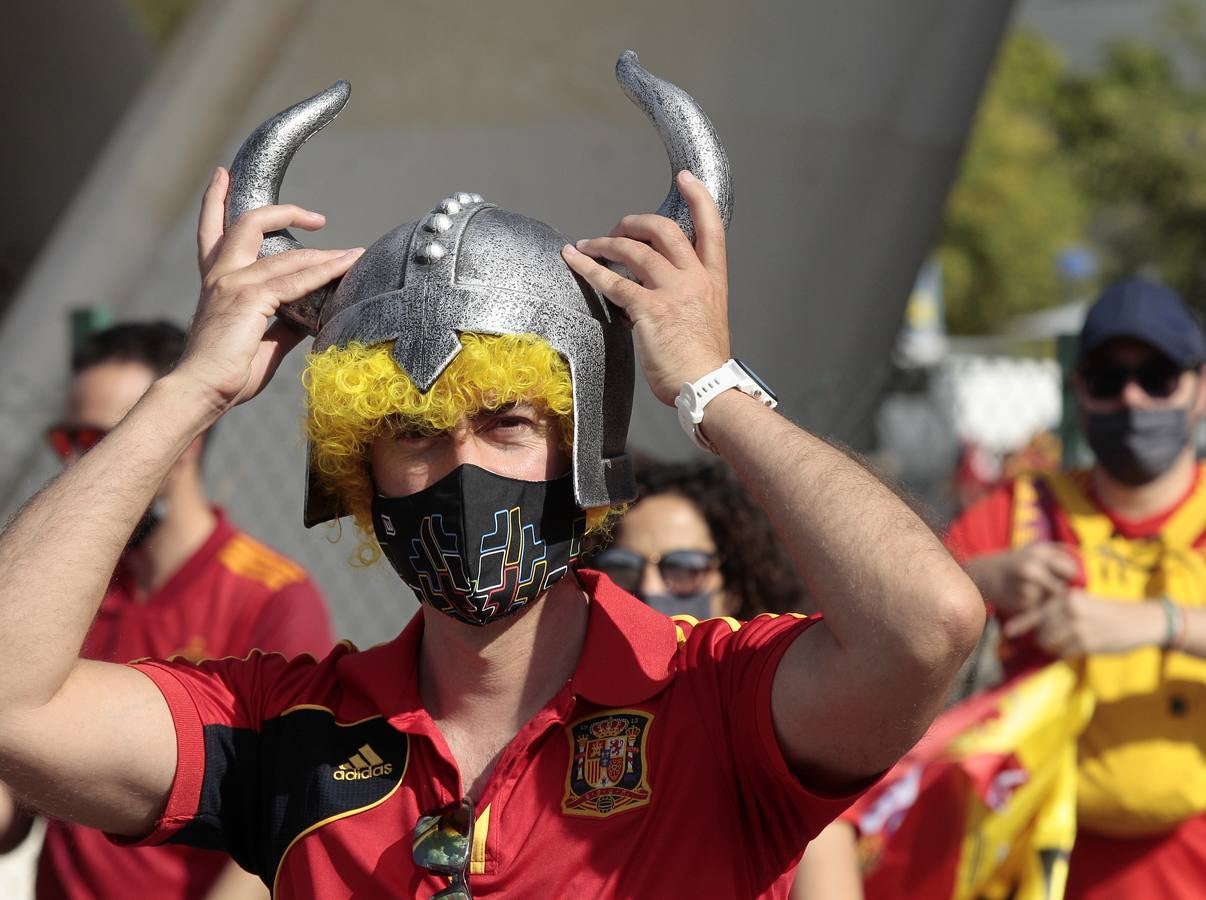 La Eurocopa se vive en las calles de Sevilla