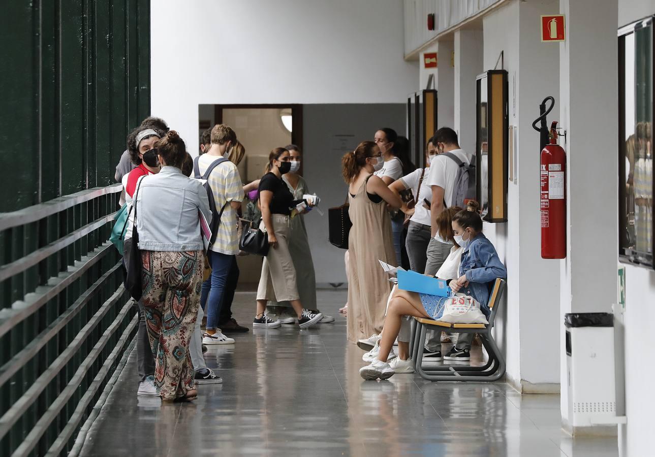 ¿Te has presentado a las oposiciones de Secundaria en Sevilla? Búscate aquí