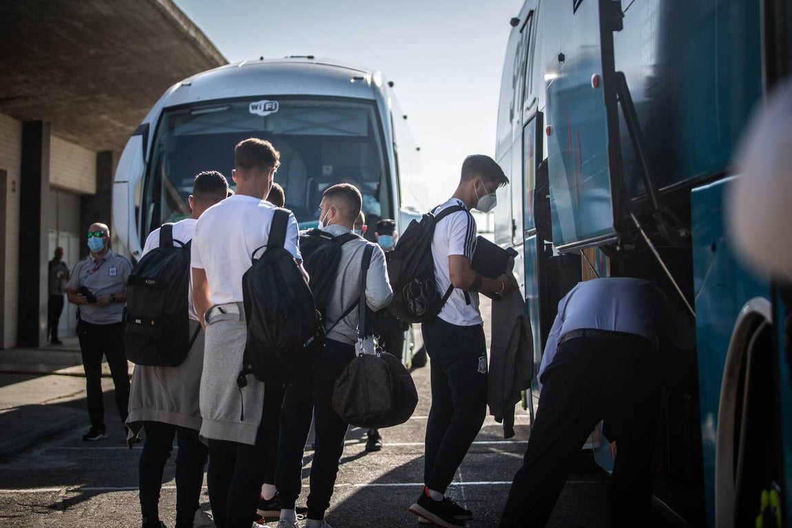 Llegada de la Selección española al Aeropuerto de San Pablo, Sevilla.