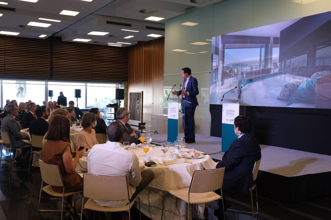 El Parador acoge la conferencia &#039;El reto del turismo en la post pandemia&#039; en el ciclo La Mirada Económica