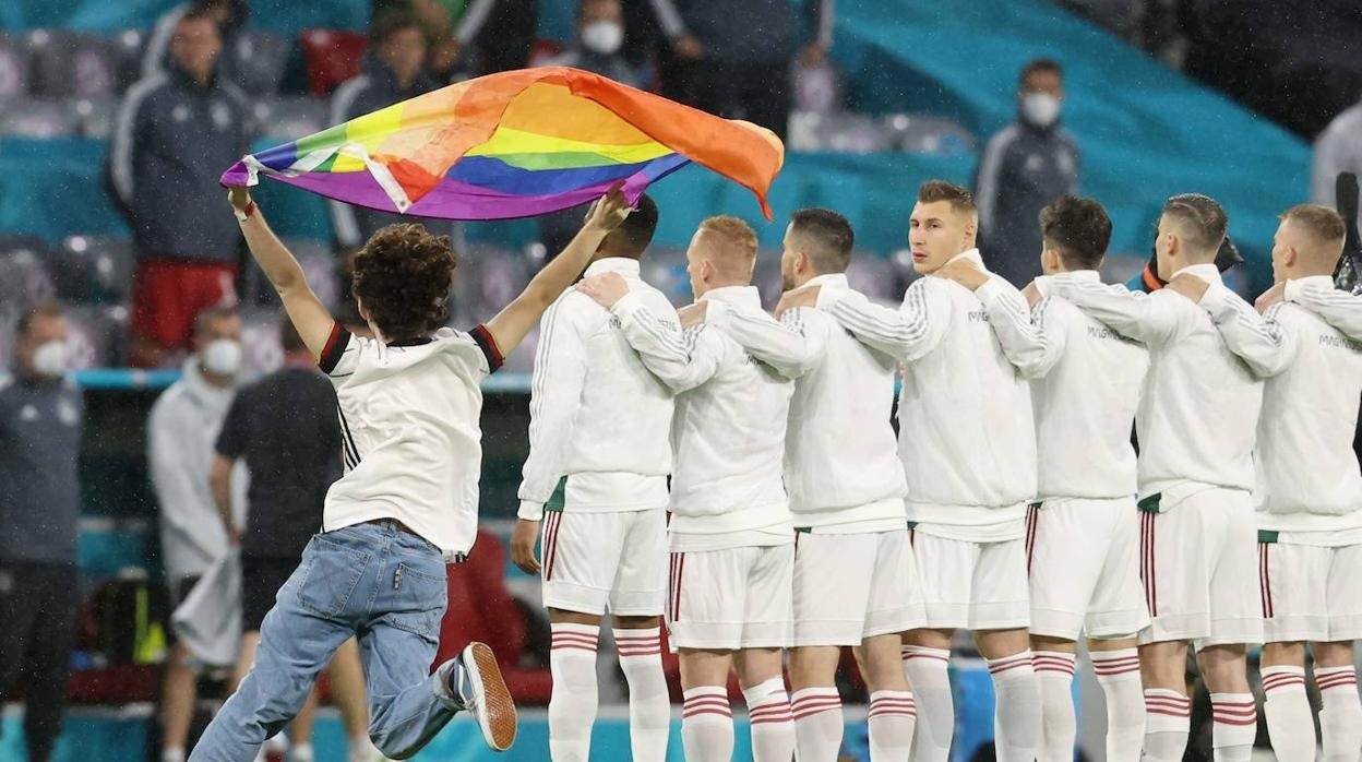 Así respondió Alemania al veto de la UEFA a la bandera del arcoíris