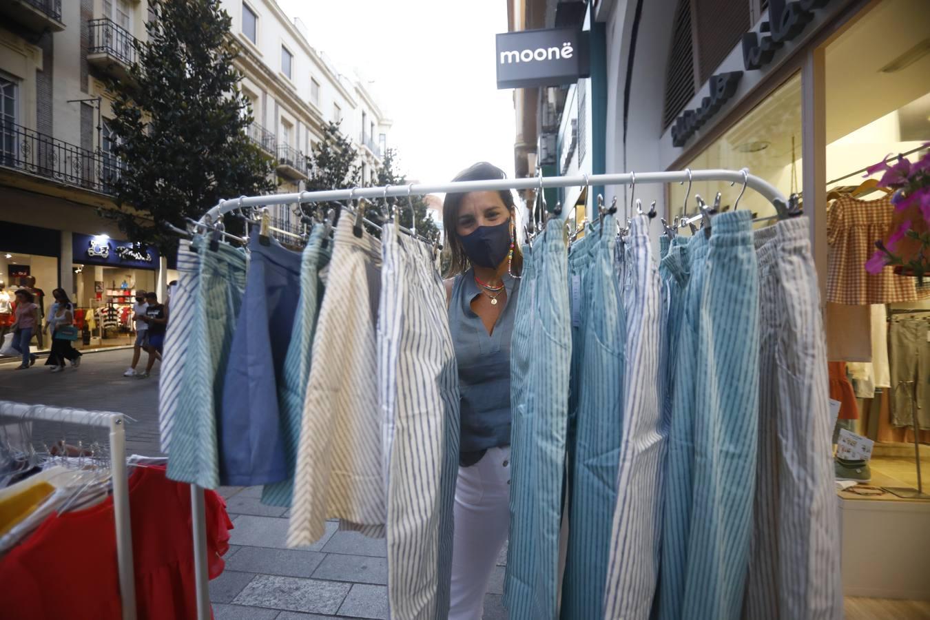 La noche de compras de San Juan en Córdoba, en imágenes