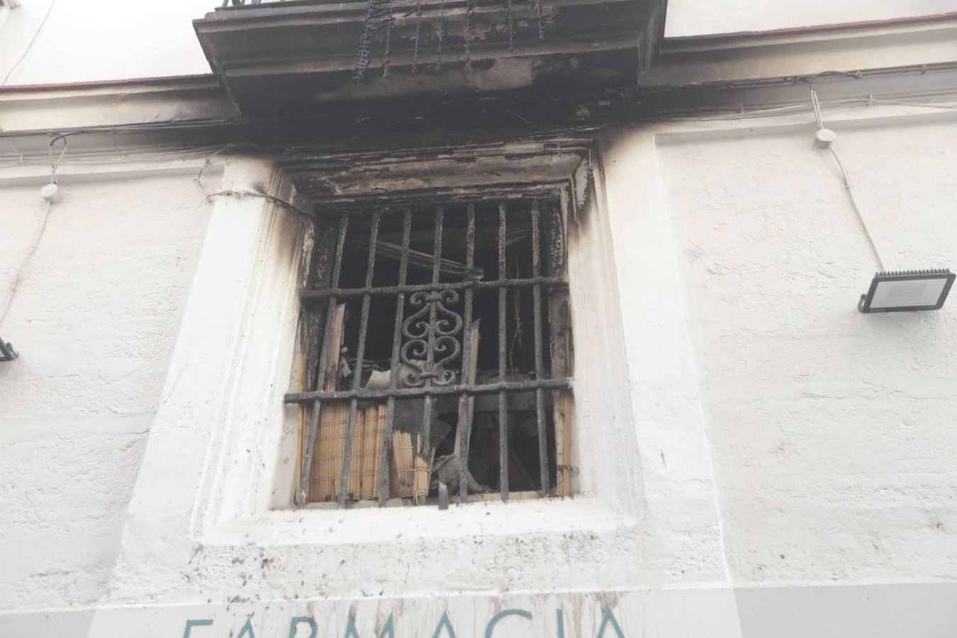 Fotos: Incendio mortal en una casa de la calle Sacramento en Cádiz