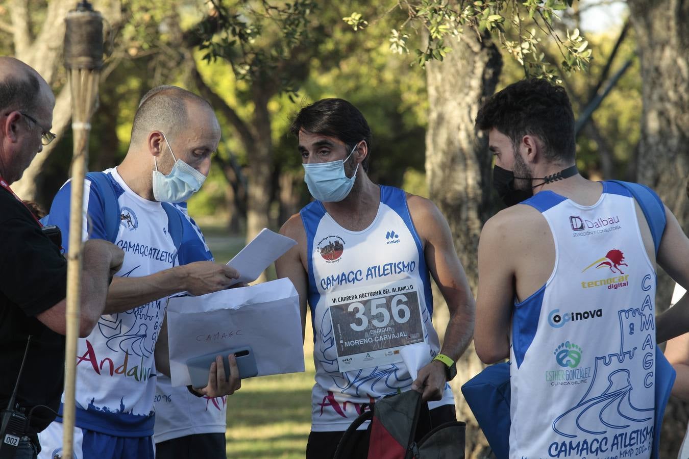 La carrera popular discurre íntegramente en el interior Parque del Alamillo.