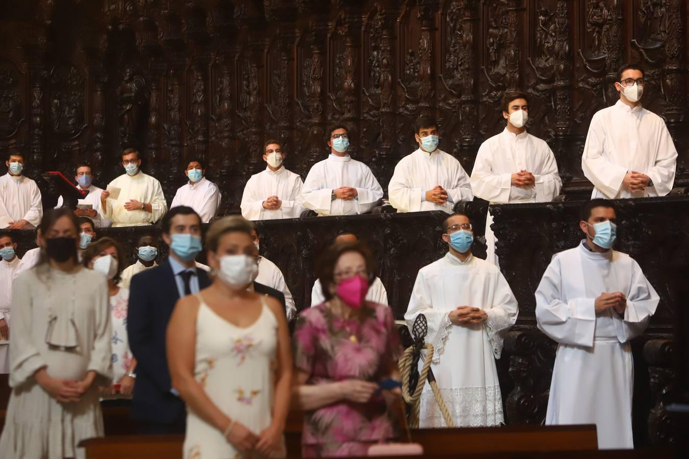 La ordenación de sacerdotes en la Catedral de Córdoba, en imágenes