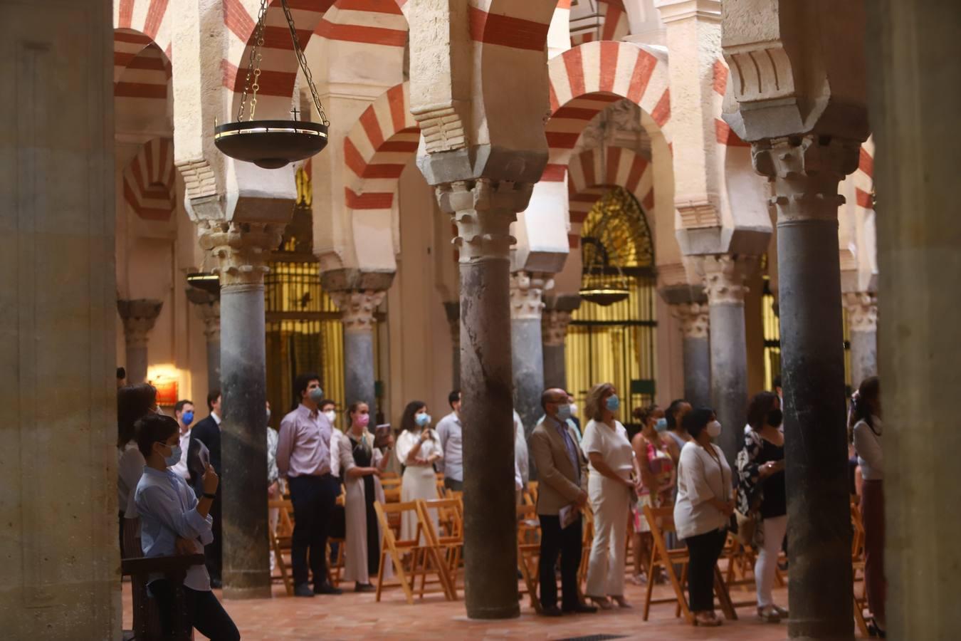 La ordenación de sacerdotes en la Catedral de Córdoba, en imágenes