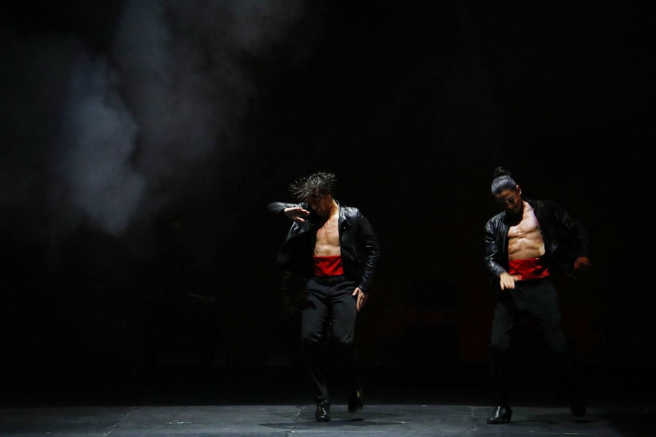 El espectáculo &#039;Negro Blanco Flamenco&#039; en el Gran Teatro de Córdoba, en imágenes