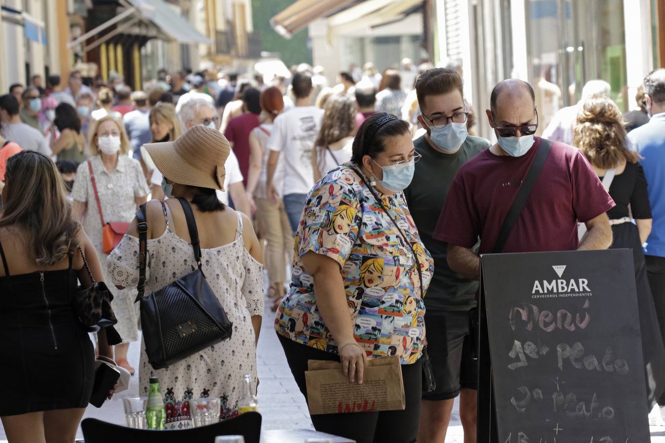 El uso de la mascarilla en el centro de Sevilla ha sido mayoritario este sábado