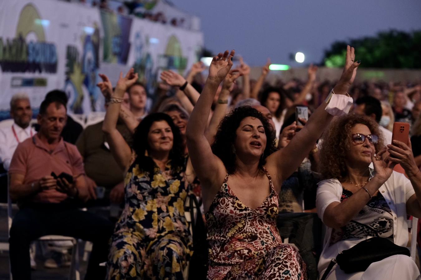 Las imágenes del concierto de Rosario Flores en San Fernando