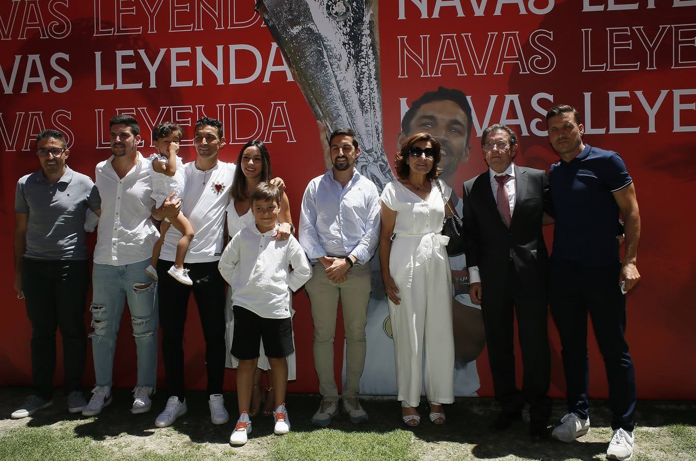 Acto de renovación de Jesús Navas con el Sevilla FC