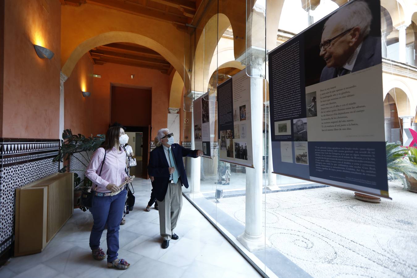 El homenaje por el centenario del nacimiento de Pablo García Baena en Córdoba, en imágenes