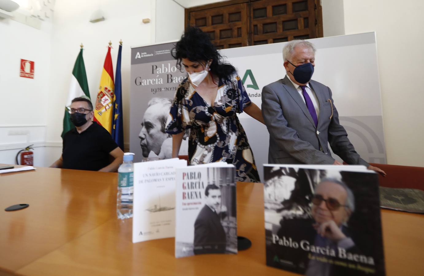 El homenaje por el centenario del nacimiento de Pablo García Baena en Córdoba, en imágenes