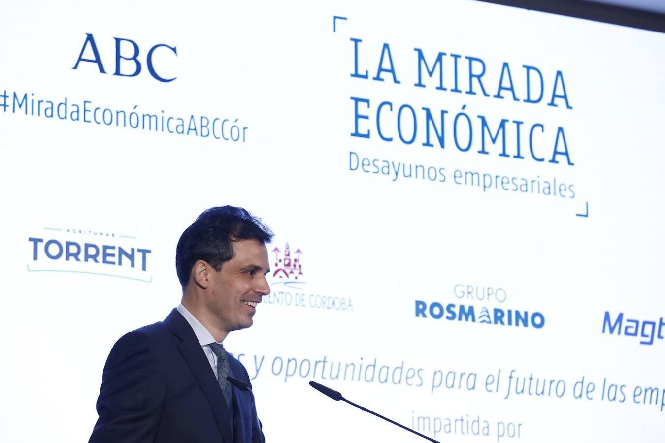 En imágenes, el director de Vodafone en Andalucía en la Mirada Económica de ABC Córdoba