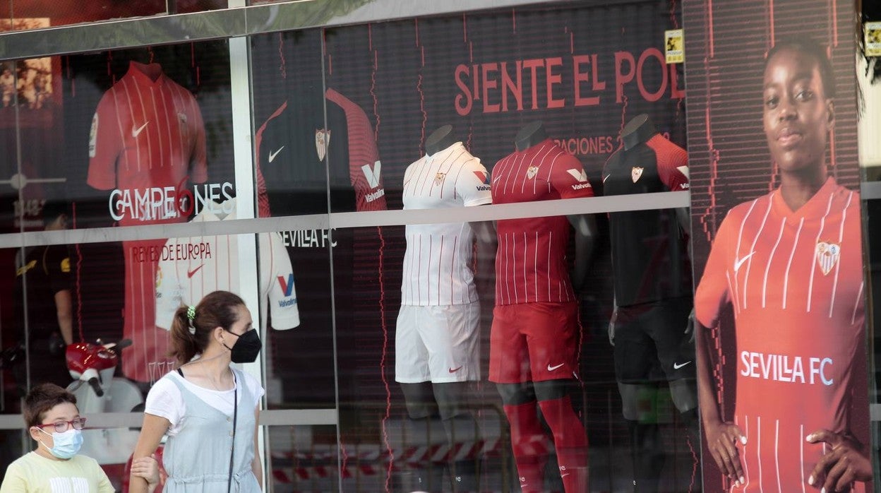 Estas son las nuevas camisetas del Sevilla FC