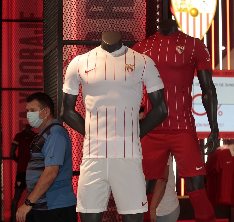 Estas son las nuevas camisetas del Sevilla FC