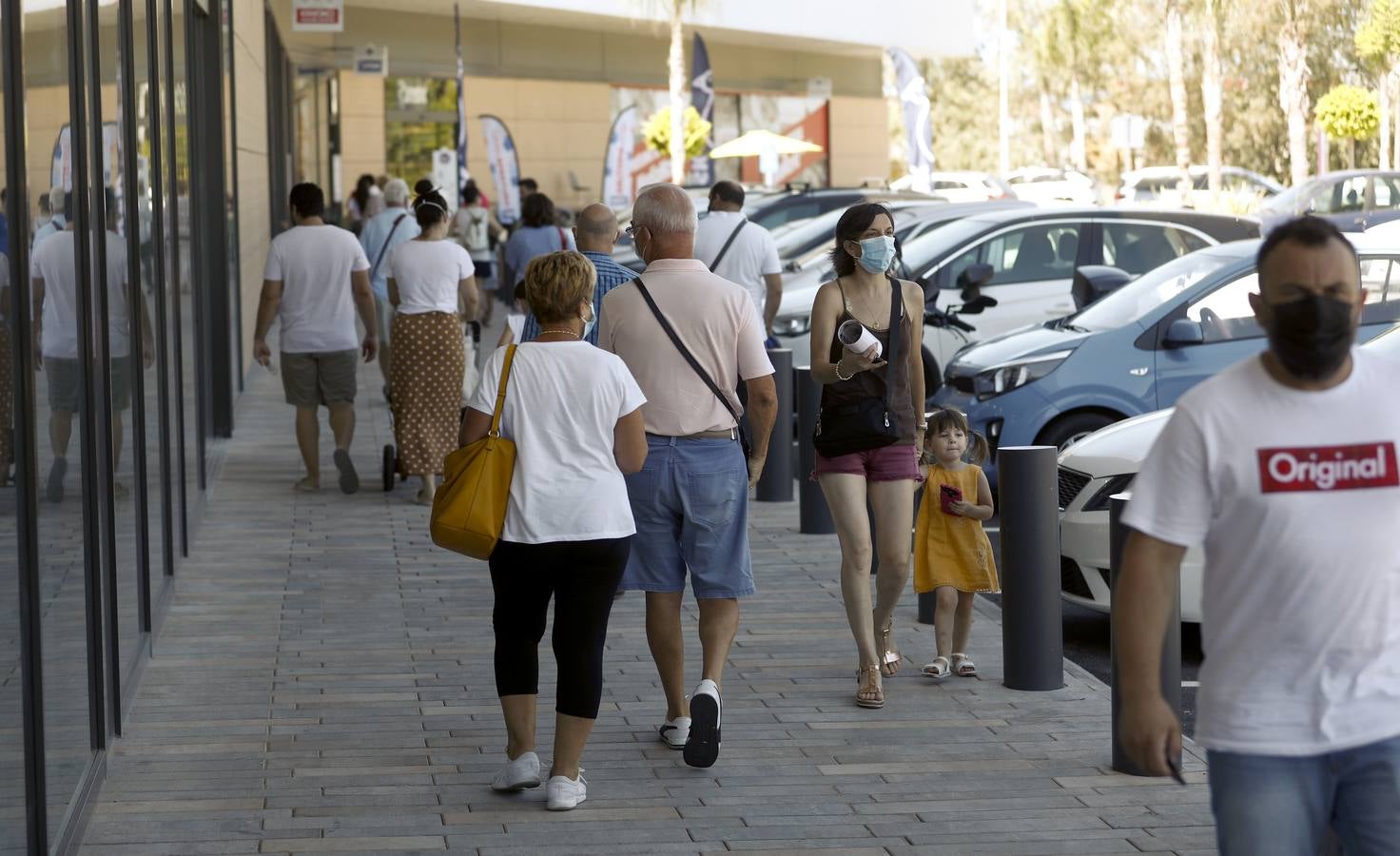 La recuperación de los centros comerciales de Córdoba, en imágenes