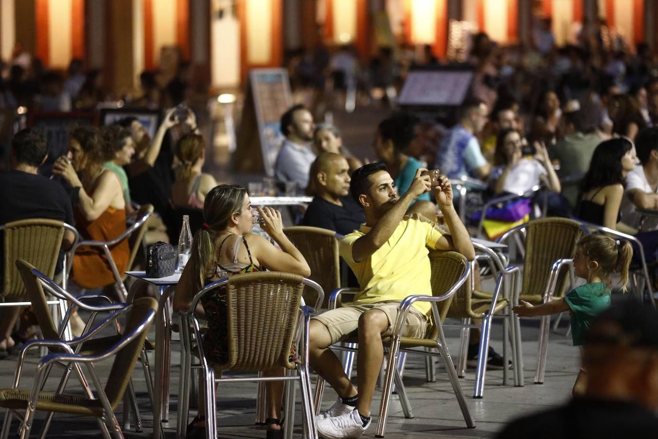 La iluminación del edificio de UCOCultura de Córdoba, en imágenes