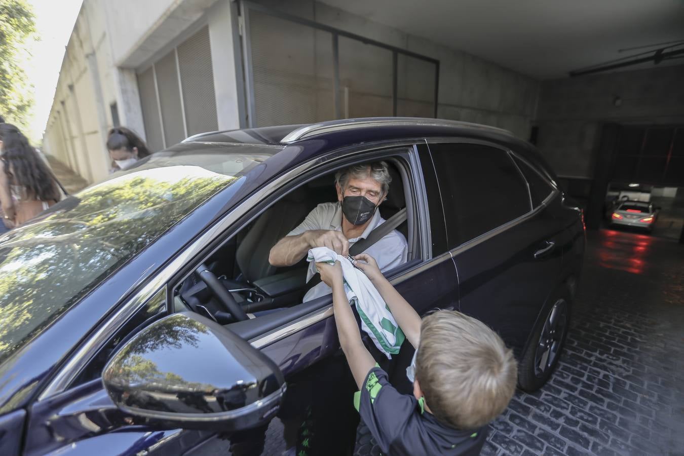 Jugadores a la salida tras haberse realizados los PCR