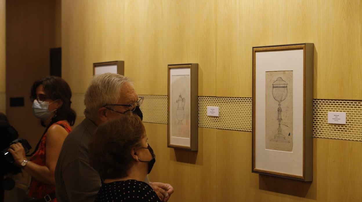 La muestra &#039;Donación González del Campo: Dibujos de Platería&#039; en el Bellas Artes de Córdoba, en imágenes