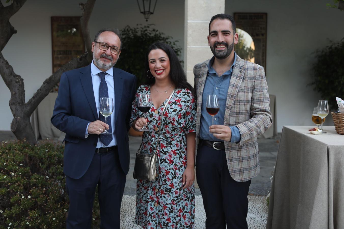 José Antonio Quesada, Sheila Cantero y José Luis Baños. 