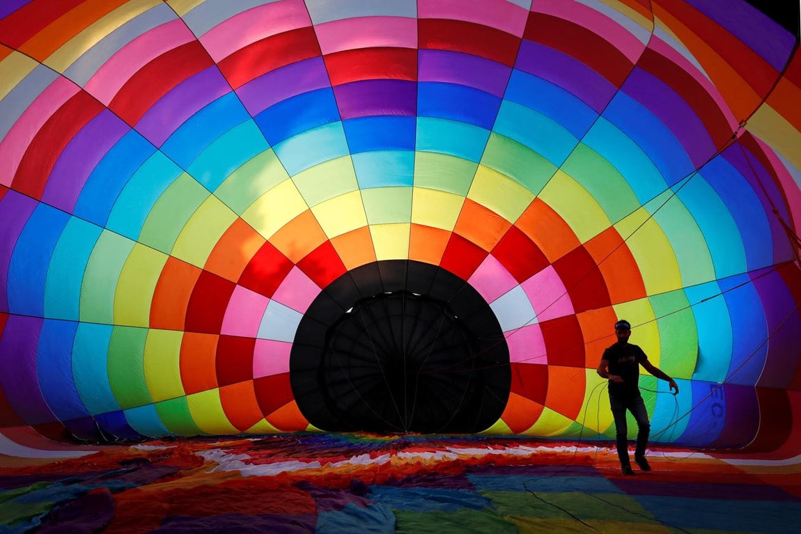 Un instante antes de empezar el vuelo. La 25ª edición del European Balloon Festival se desarrolla en Igualada (Barcelona) del 8 al 11 de julio. Es la concentración de este tipo más grande de España