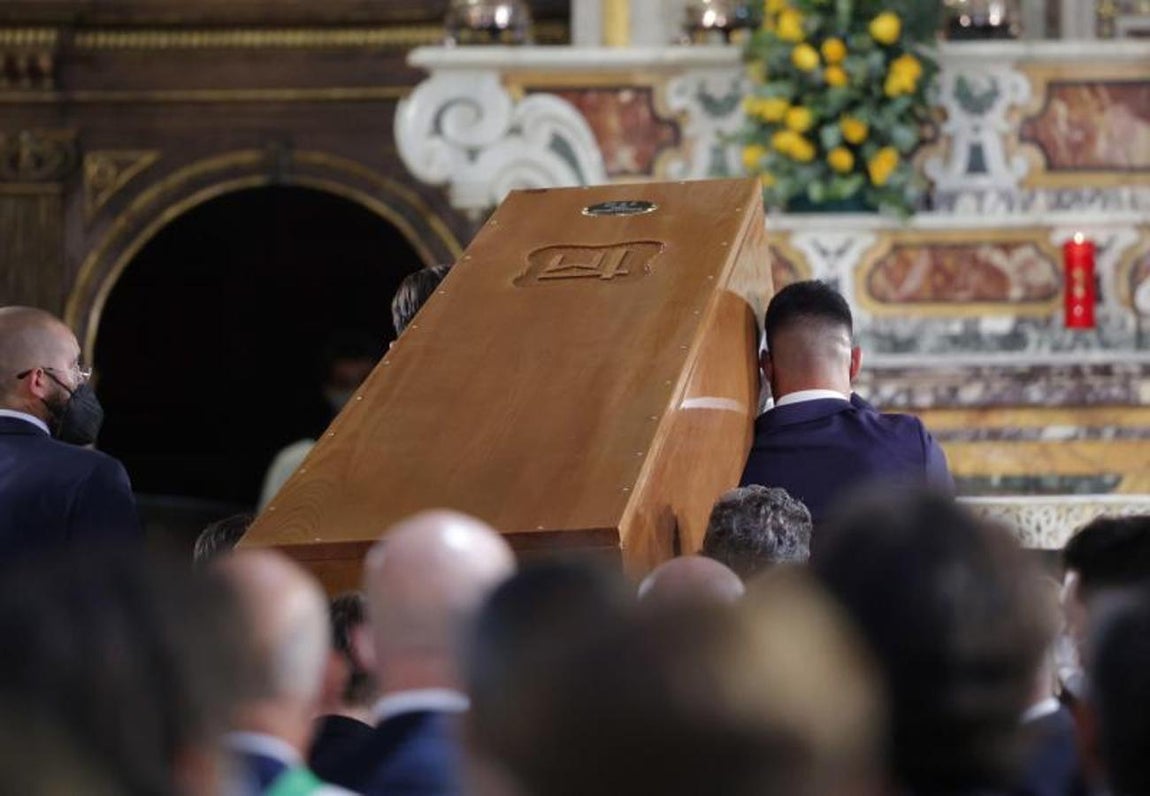 El último adiós a Raffaella Carrá, en imágenes