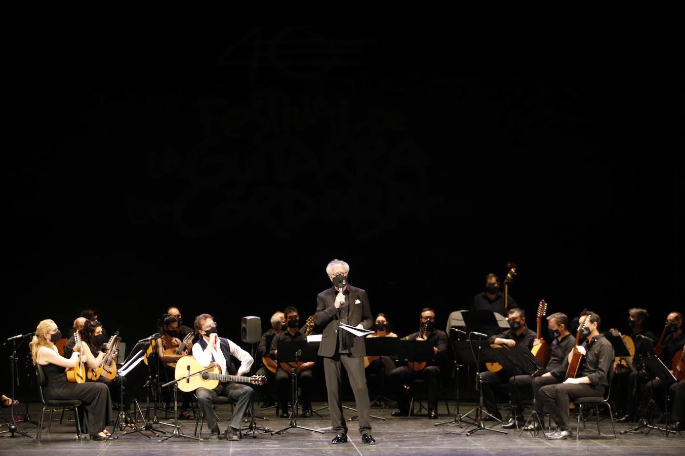 Festival de la Guitarra 2021 | El concierto de Serrano y la Orquesta de Plectro, en imágenes