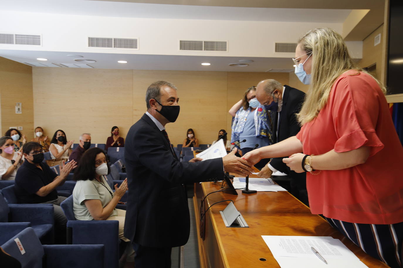 En imágenes, la entrega de diplomas de la jusitica gratuita en Córdoba