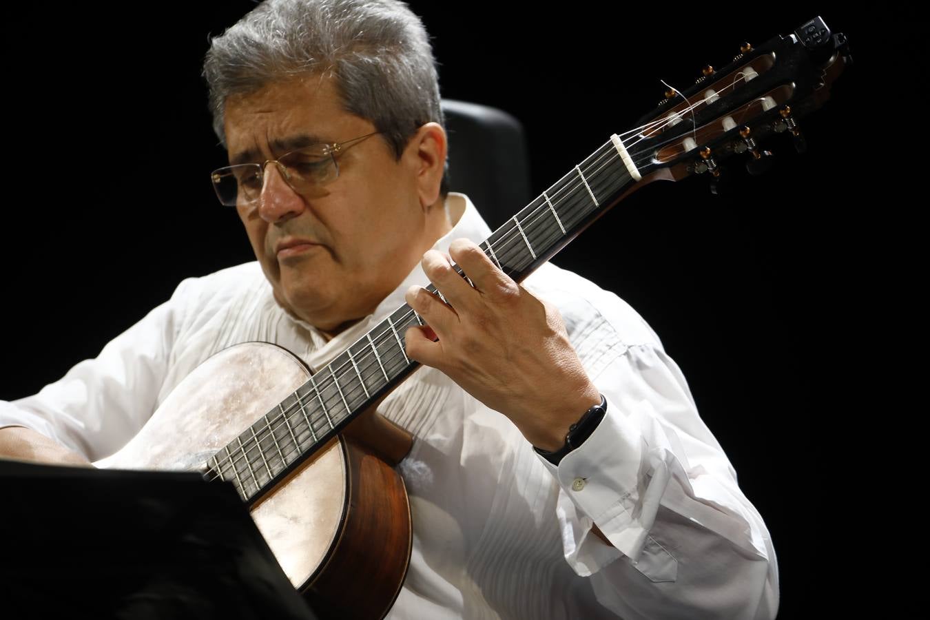 Festival de la Guitarra 2021 | Costas Cotsolis, el virtuoso griego, en imágenes