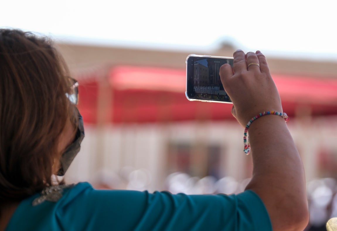 En imágenes: Así ha sido la entrega de despachos a los nuevos suboficiales de la Armada