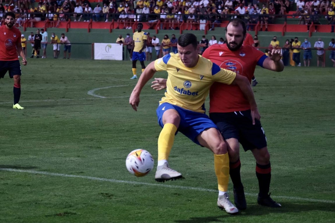 FOTOS: El primer partido del Cádiz - Barbate, en imágenes