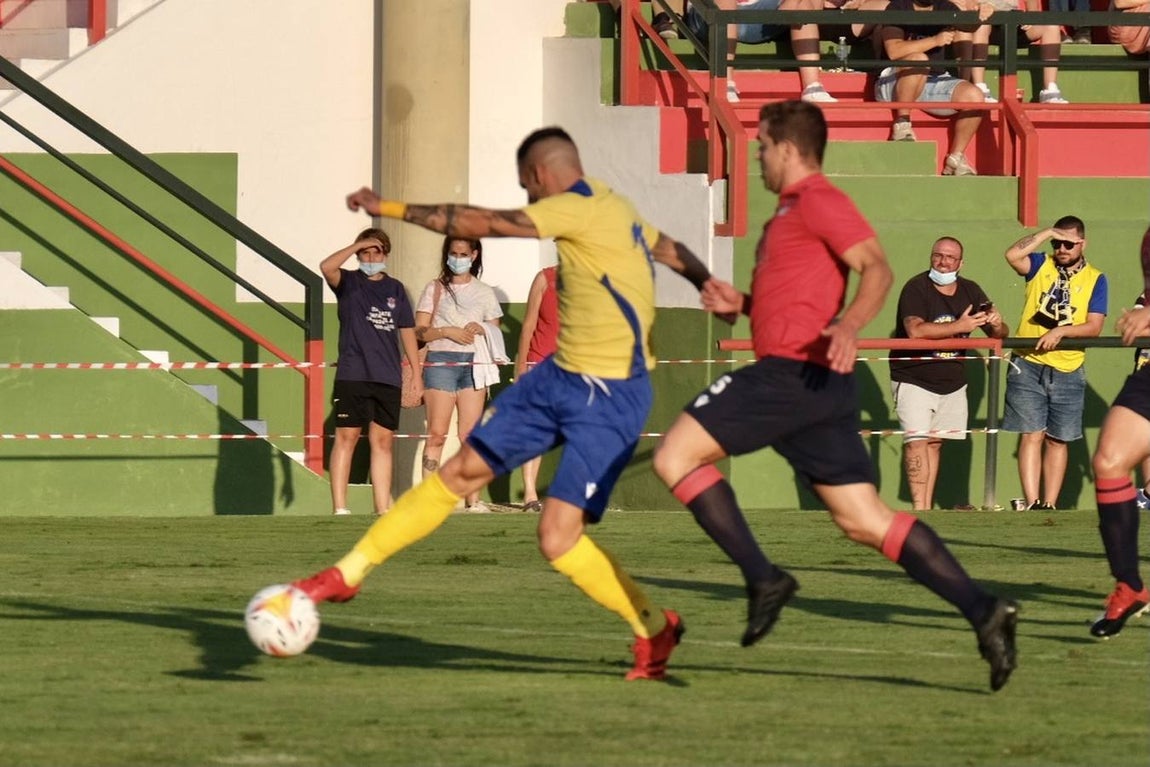 FOTOS: El primer partido del Cádiz - Barbate, en imágenes