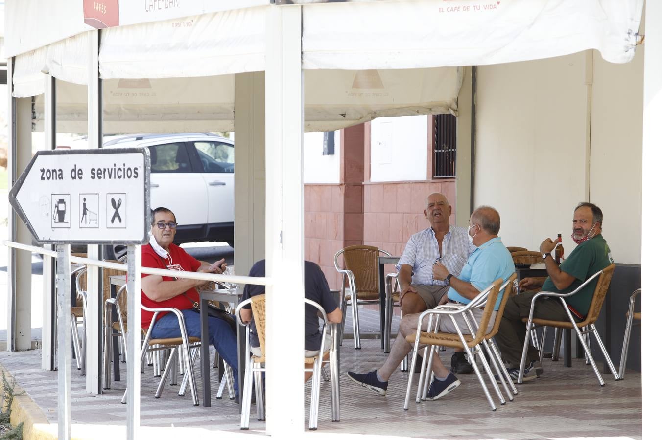 Así vive Pedro Abad la expansión de positivos por coronavirus, en imágenes